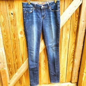 Paige Skyline Skinny Jeans